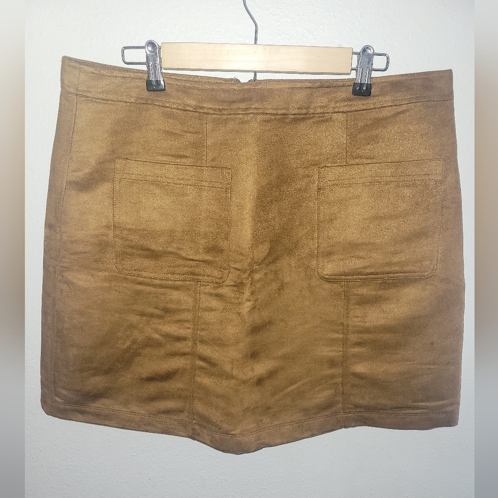 Old Navy suede skirt